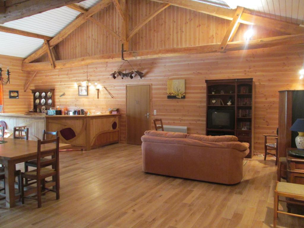 Montgaillard-de-Salies Domaine Du Val De Soux Bed & Breakfast エクステリア 写真