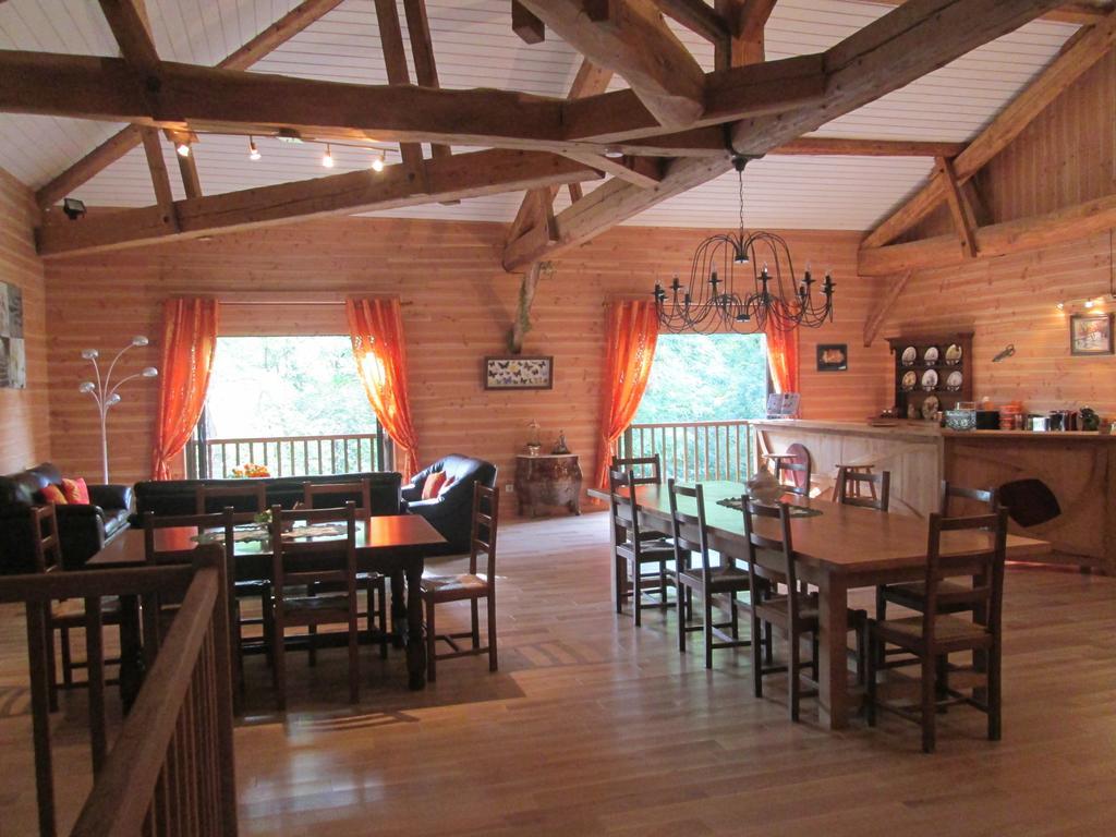 Montgaillard-de-Salies Domaine Du Val De Soux Bed & Breakfast エクステリア 写真