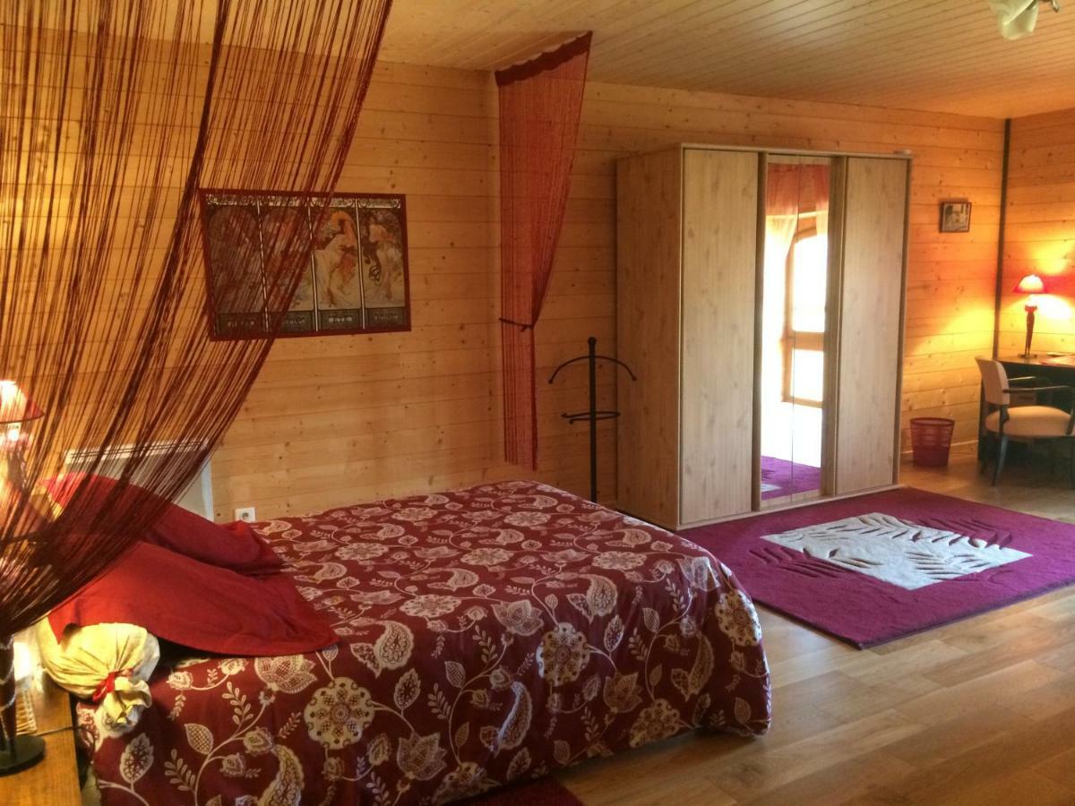 Montgaillard-de-Salies Domaine Du Val De Soux Bed & Breakfast エクステリア 写真