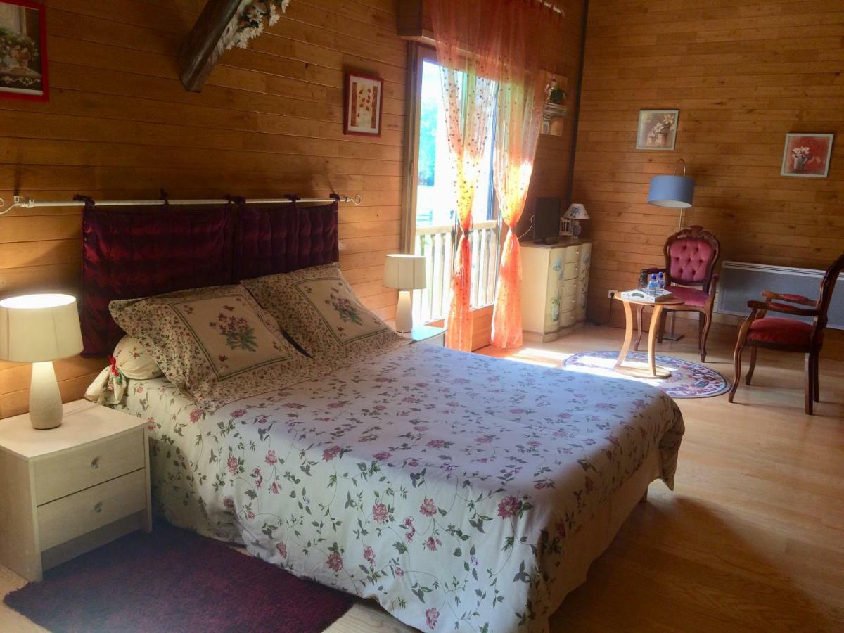 Montgaillard-de-Salies Domaine Du Val De Soux Bed & Breakfast エクステリア 写真